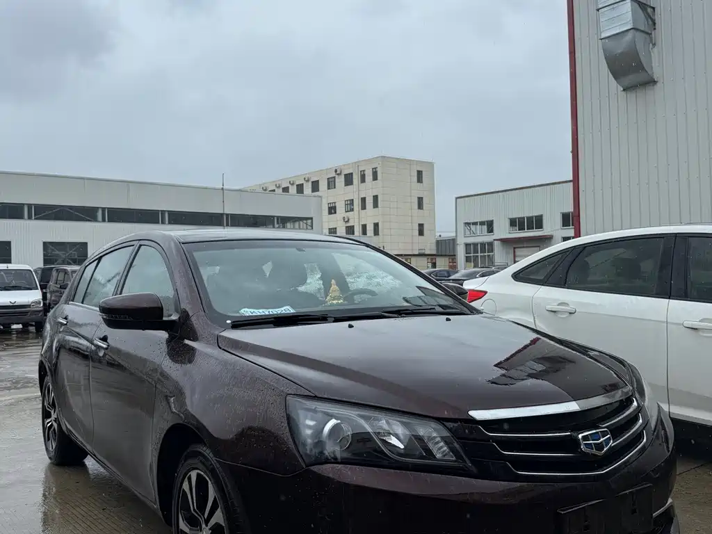 Geely Emgrand 2015