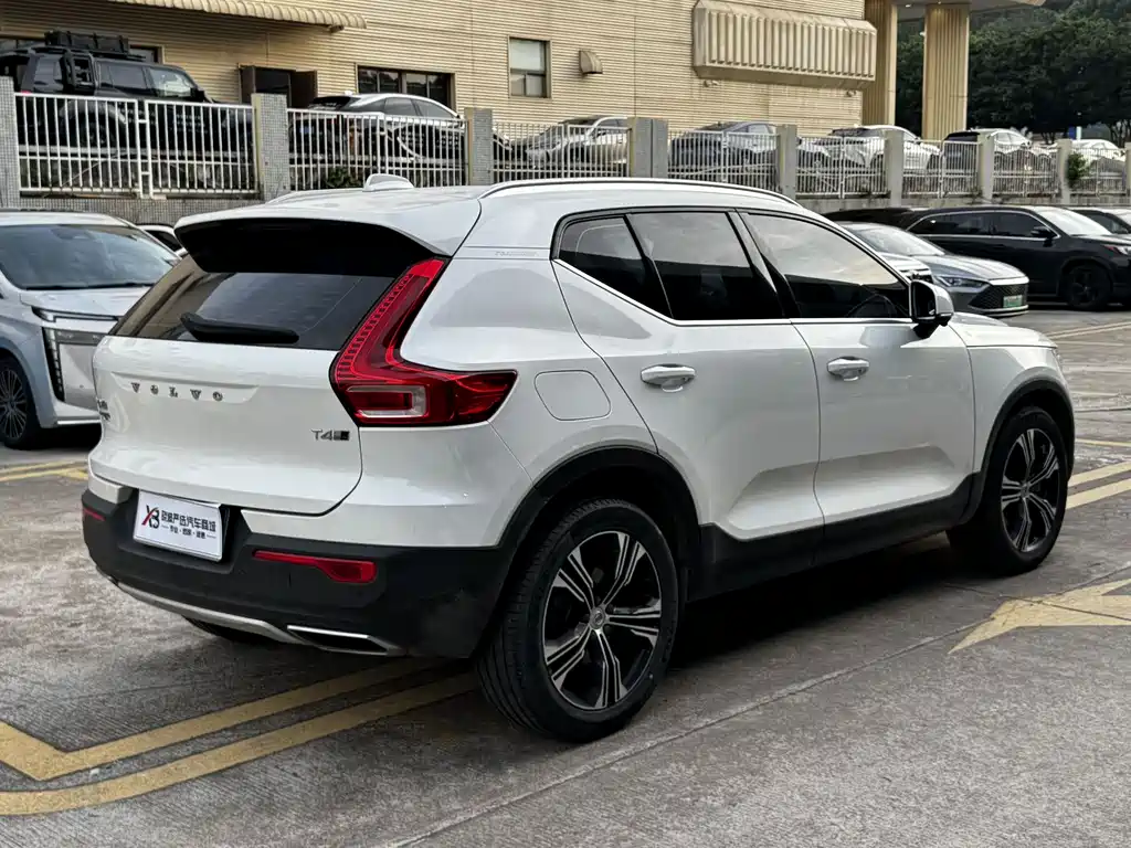 Volvo XC40 2020
