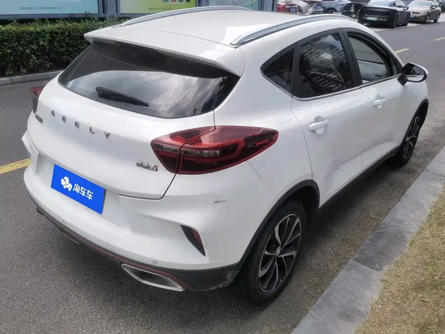 Geely Emgrand GS 2021 — фото 3