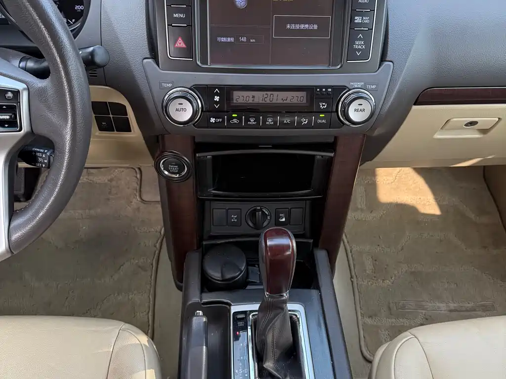 Toyota Prado 2016 — фото 10