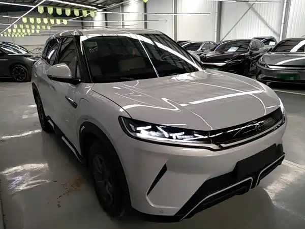 BYD Yuan UP 2025