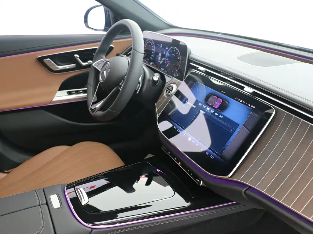Mercedes-Benz E-Class 2025