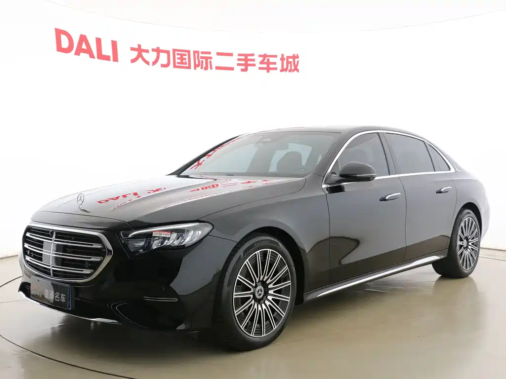 Mercedes-Benz E-Class 2025