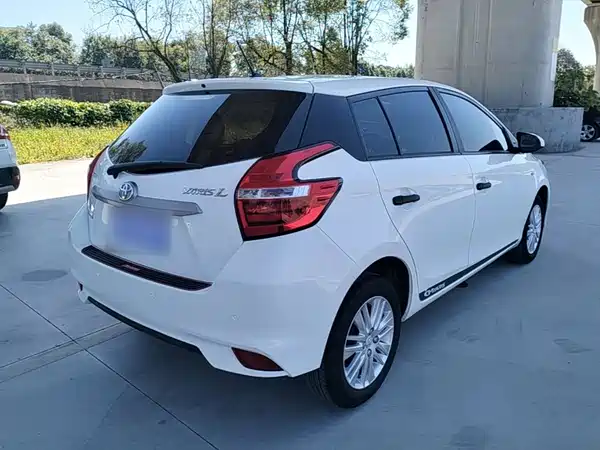 Toyota Yaris L 2019