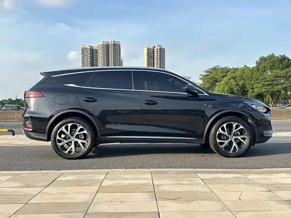 BYD Tang New Energy 2025