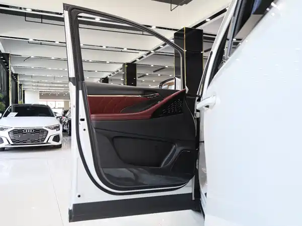GAC Trumpchi M8 2023