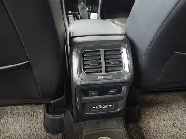 Volkswagen Tiguan L 2019