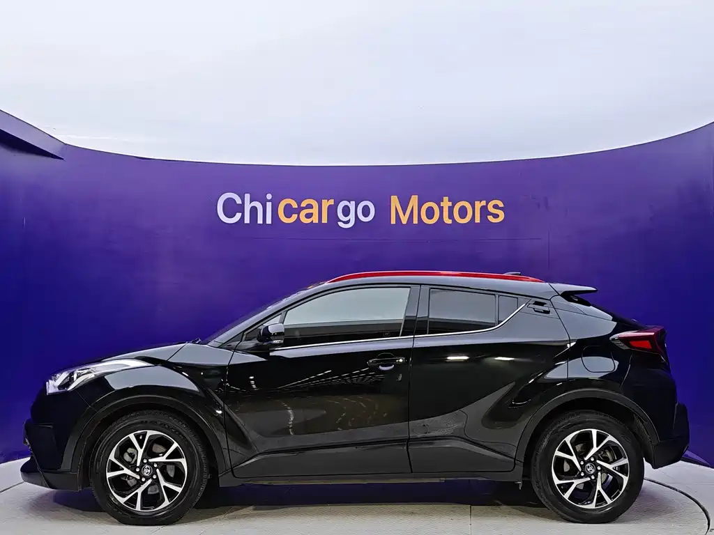 Toyota C-HR 2019 — фото 3