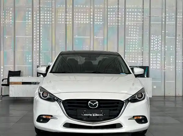 Mazda 3 Axela 2019