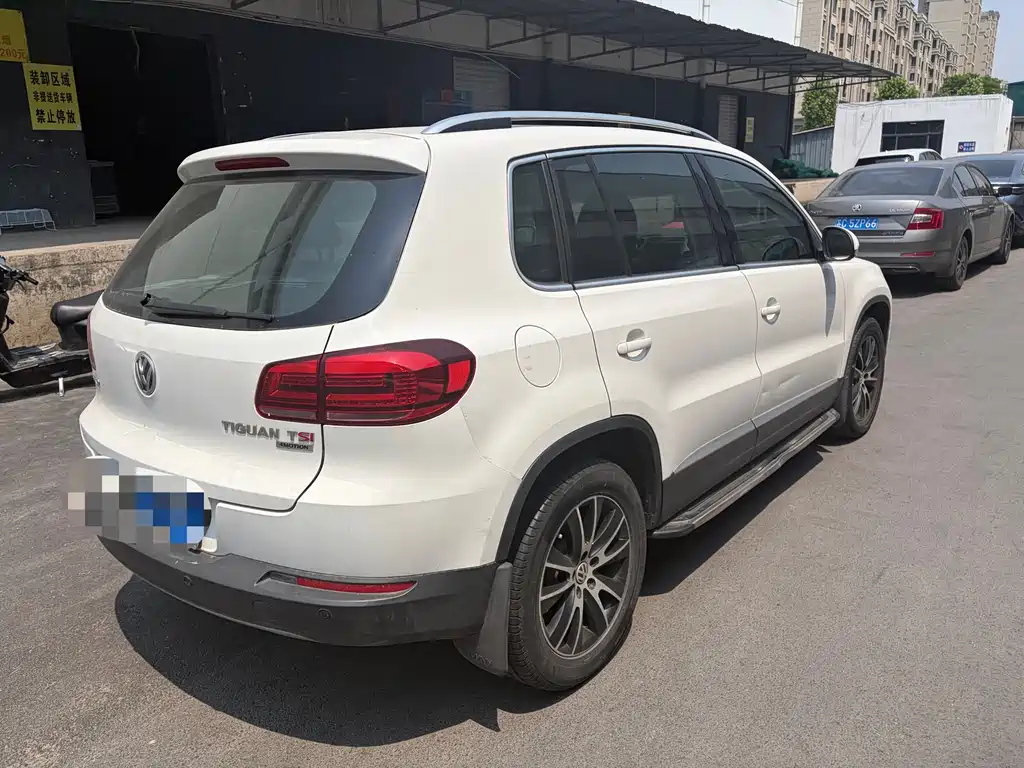 Volkswagen Tiguan 2014 — фото 3