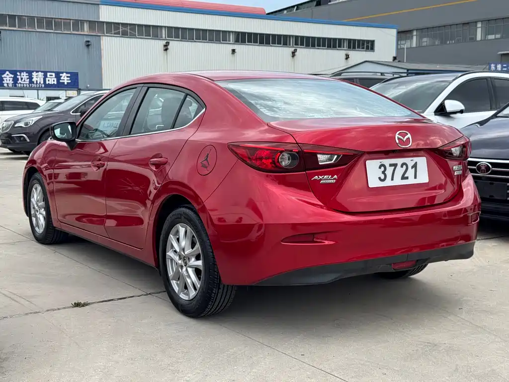 Mazda 3 Axela 2016