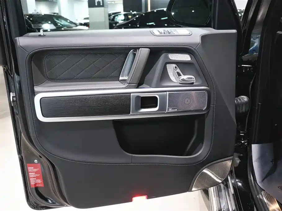 Mercedes-Benz G-Class 2024 — фото 10