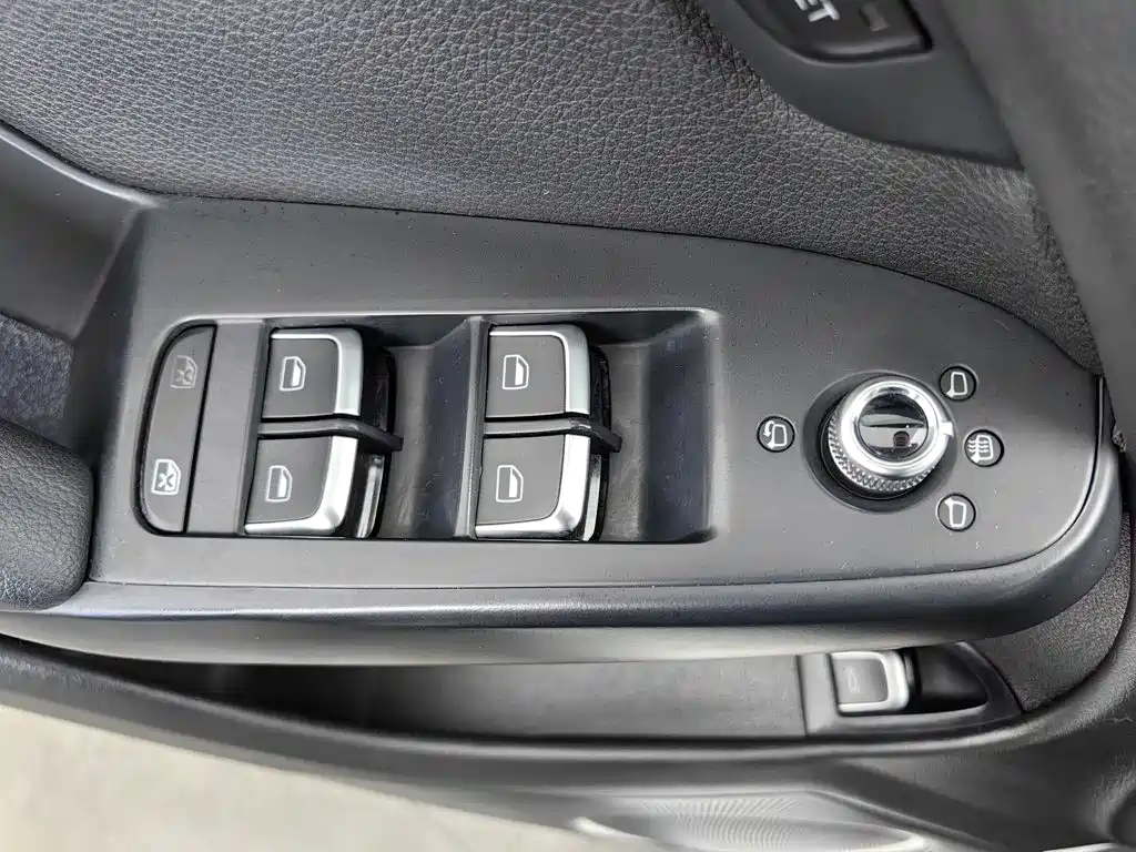 Audi A4L 2013 — фото 9