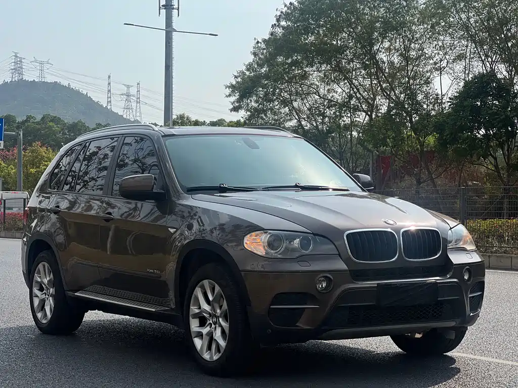 BMW X5 2011 — фото 2