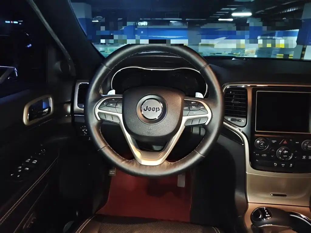 Jeep Grand Cherokee 2014