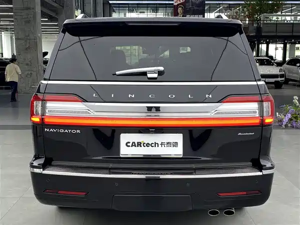 Lincoln Navigator 2020