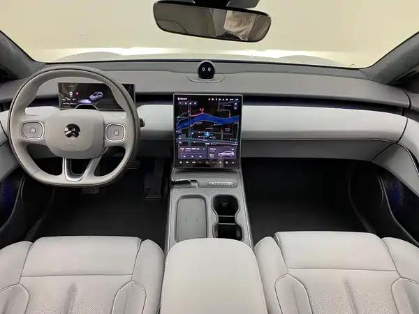 NIO ET5T 2024