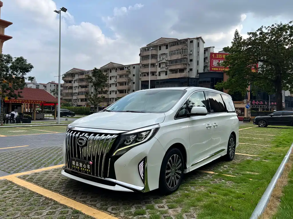 GAC Motor Trumpchi M8 2022 — фото 1