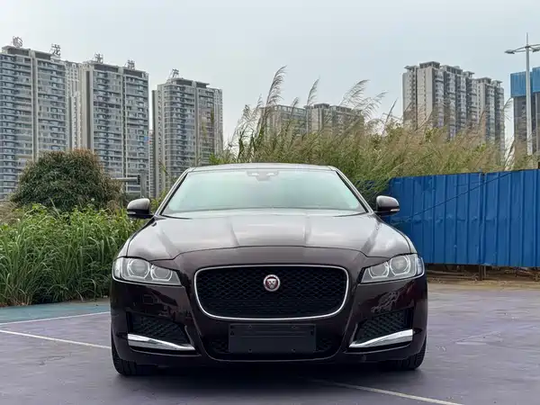 Jaguar XFL 2017