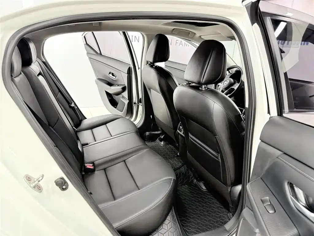 Nissan Sylphy 2020 — фото 14