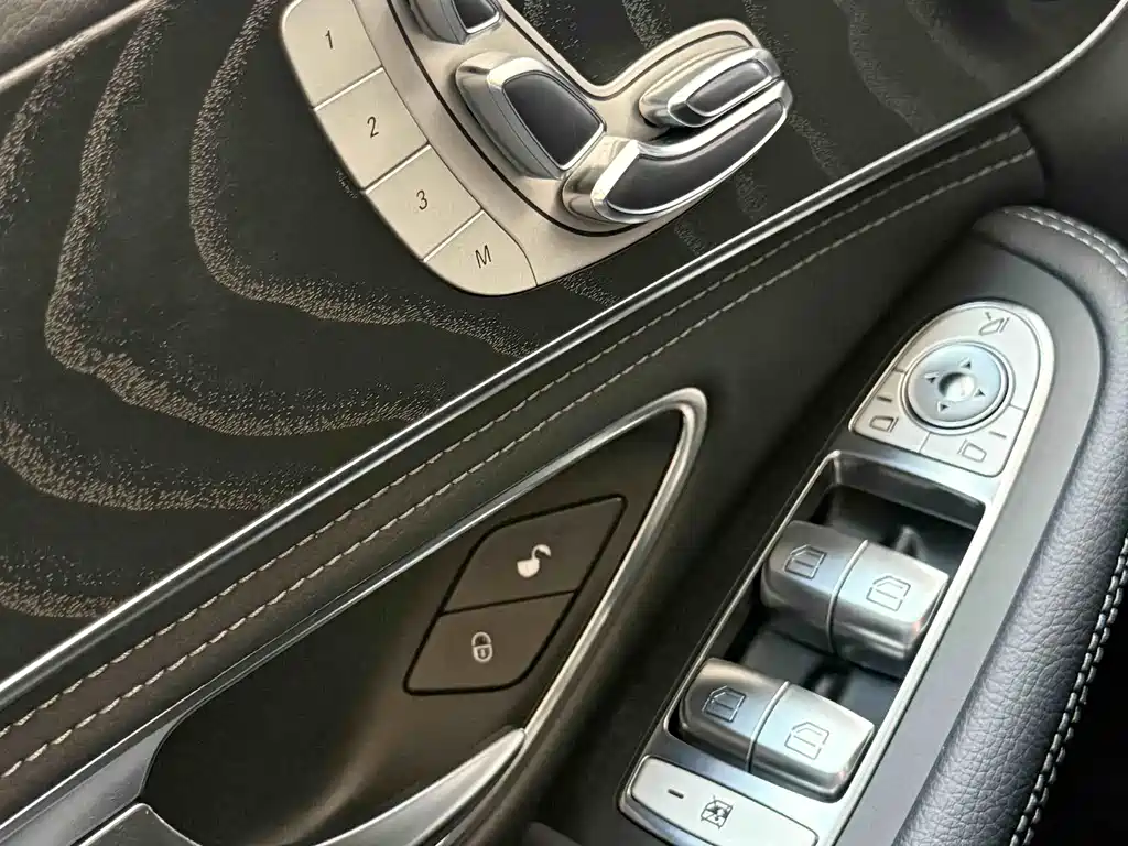 Mercedes-Benz C-Class 2016 — фото 13