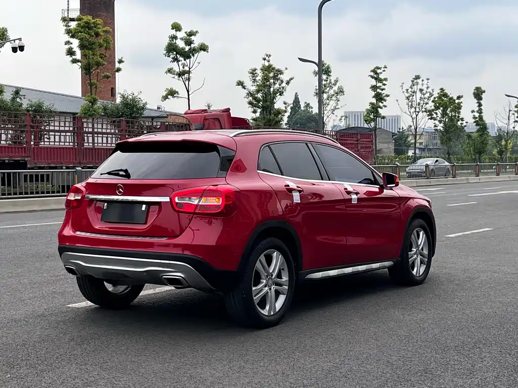 Mercedes-Benz GLA 2016 — фото 19