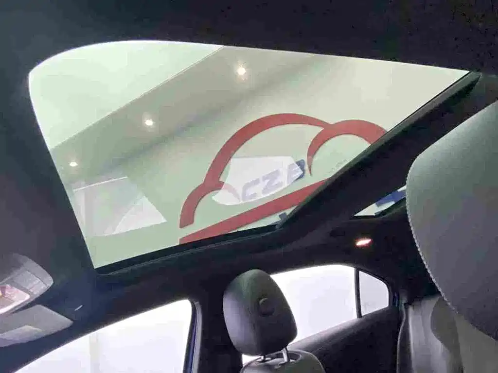 Mercedes-Benz A-Class 2021 — фото 23