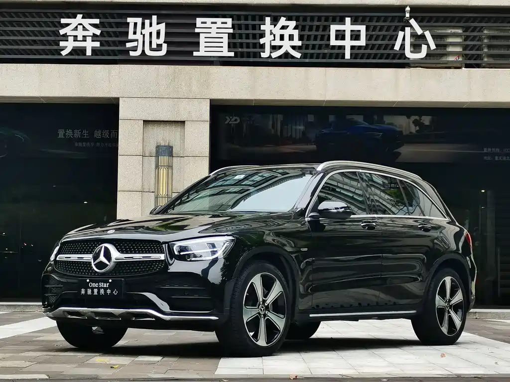 Mercedes-Benz GLC 2023