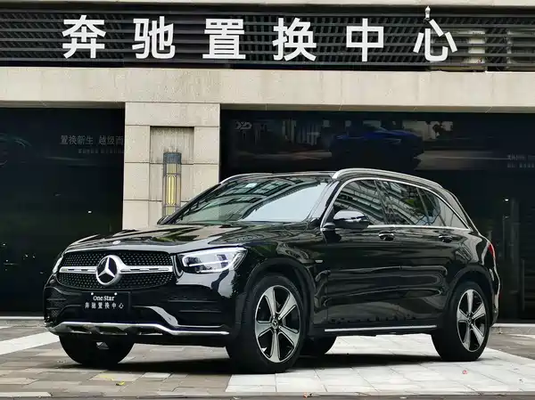 Mercedes-Benz GLC 2023