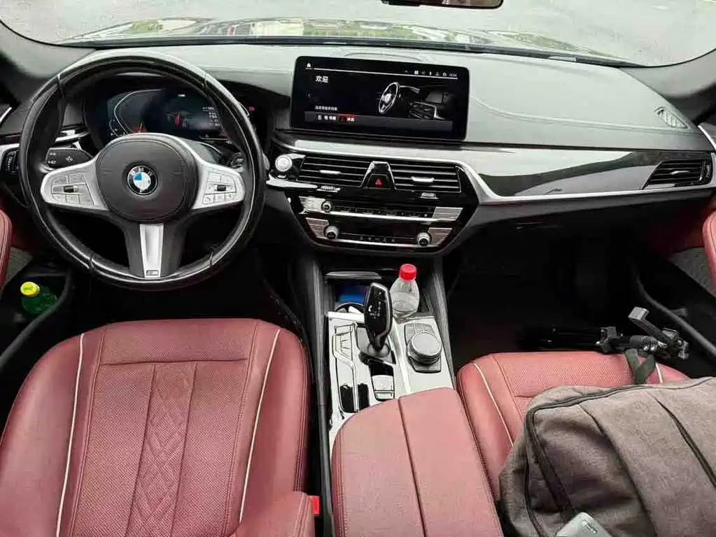 BMW 5 Series 2023