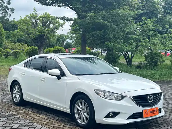 Mazda Atenza 2015