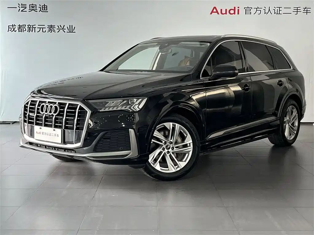 Audi Q7 2023 — фото 1