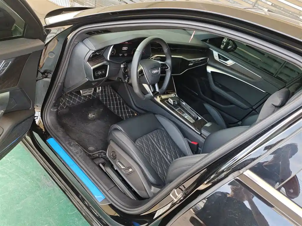 Audi A6L 2025