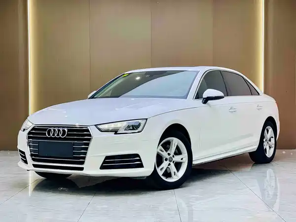 Audi A4L 2018