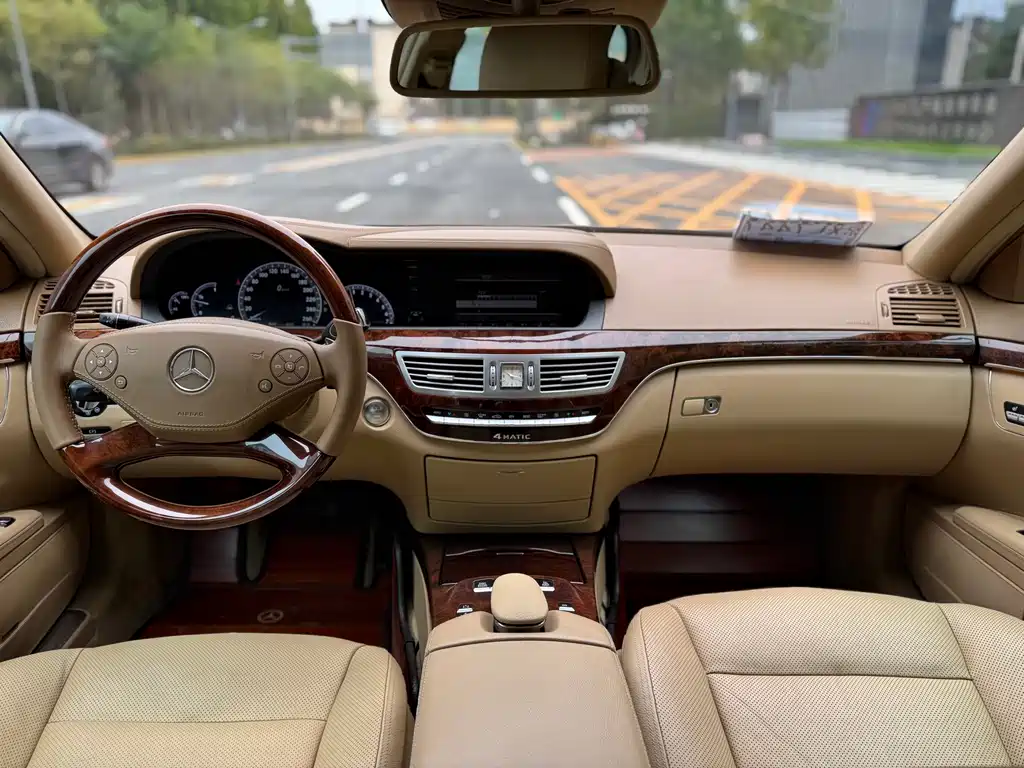 Mercedes-Benz S-Class 2011 — фото 11