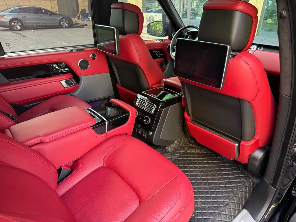 Land Rover Range Rover 2022 — фото 11
