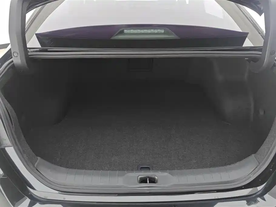 Nissan Teana 2021