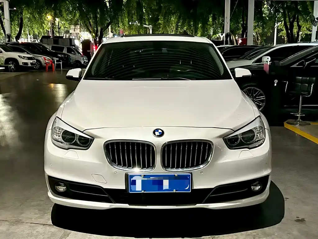 BMW 5 Series GT 2017 — фото 2