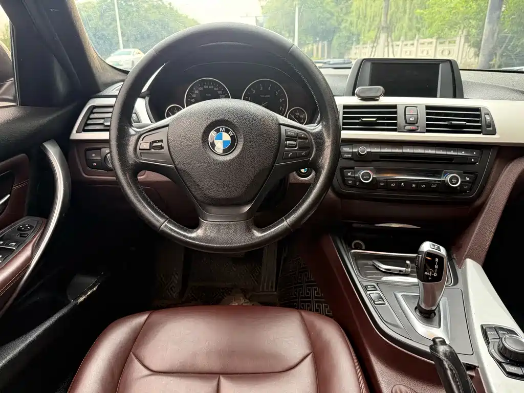 BMW 3 Series 2013 — фото 7