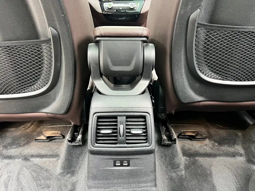 BMW X1 2022 — фото 17