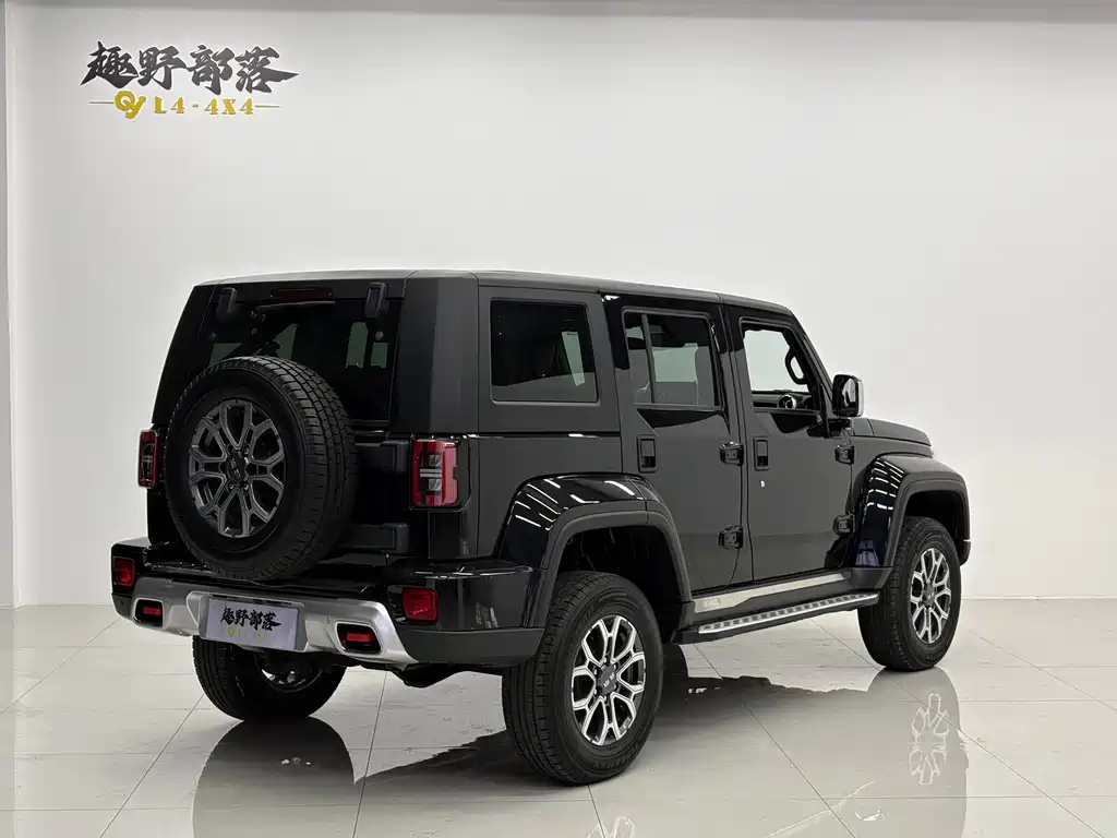 BAIC BJ40 2022 — фото 16