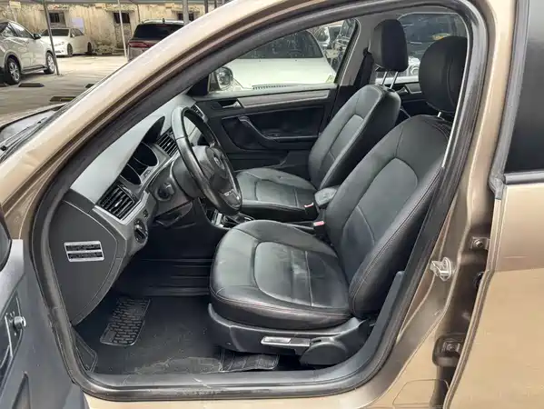 Volkswagen Bora 2015