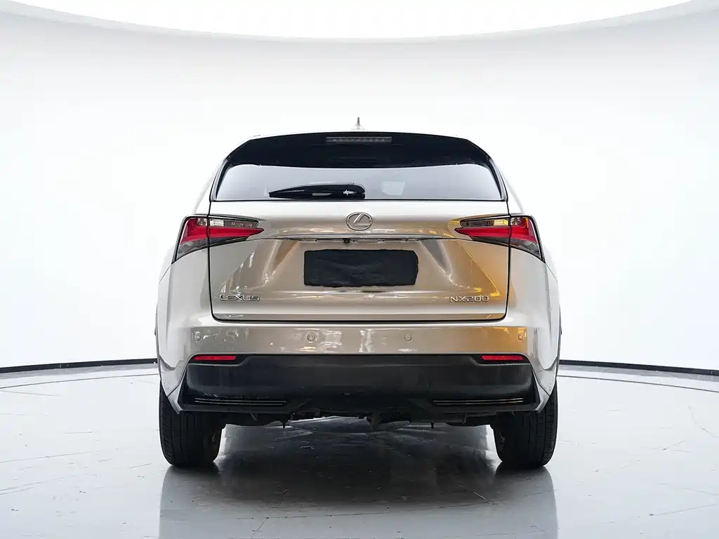 Lexus NX 2015 — фото 4