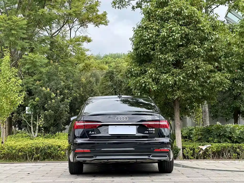 Audi A6L 2020 — фото 8
