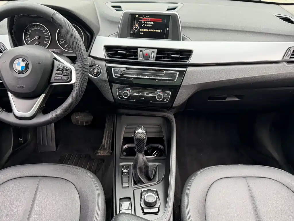 BMW X1 2017 — фото 14