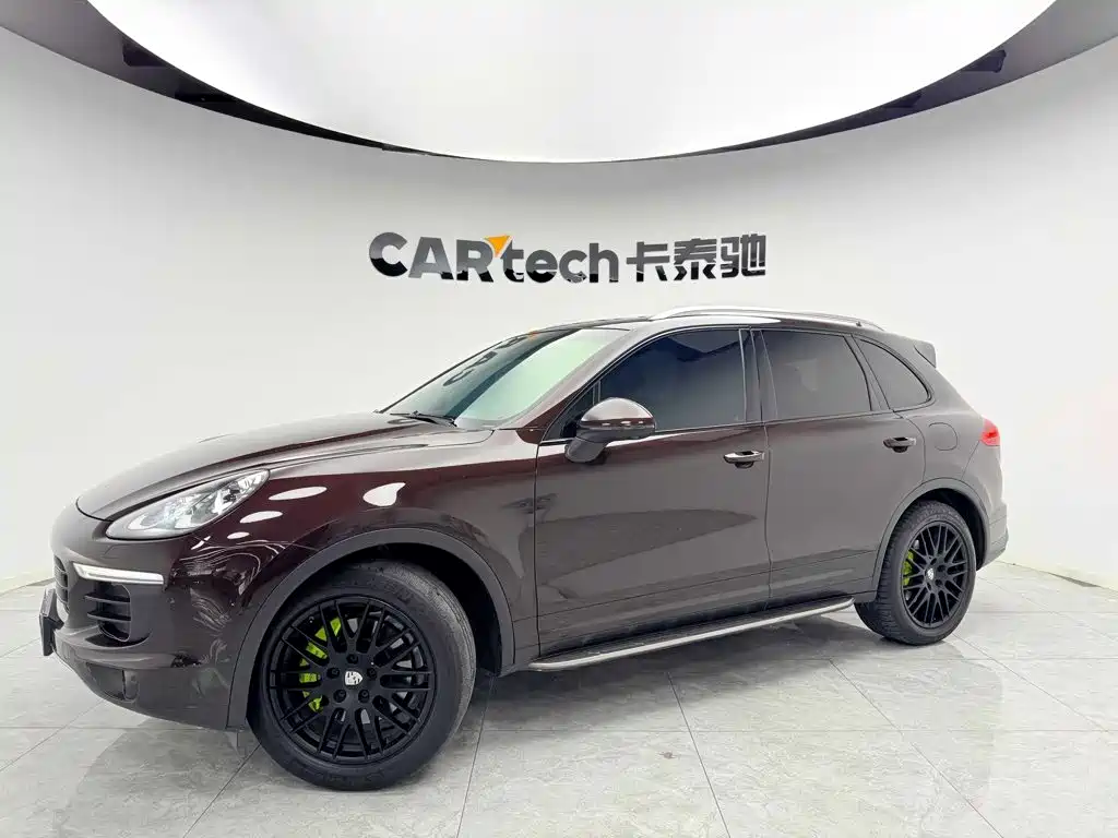 Porsche Cayenne New Energy 2016 — фото 1