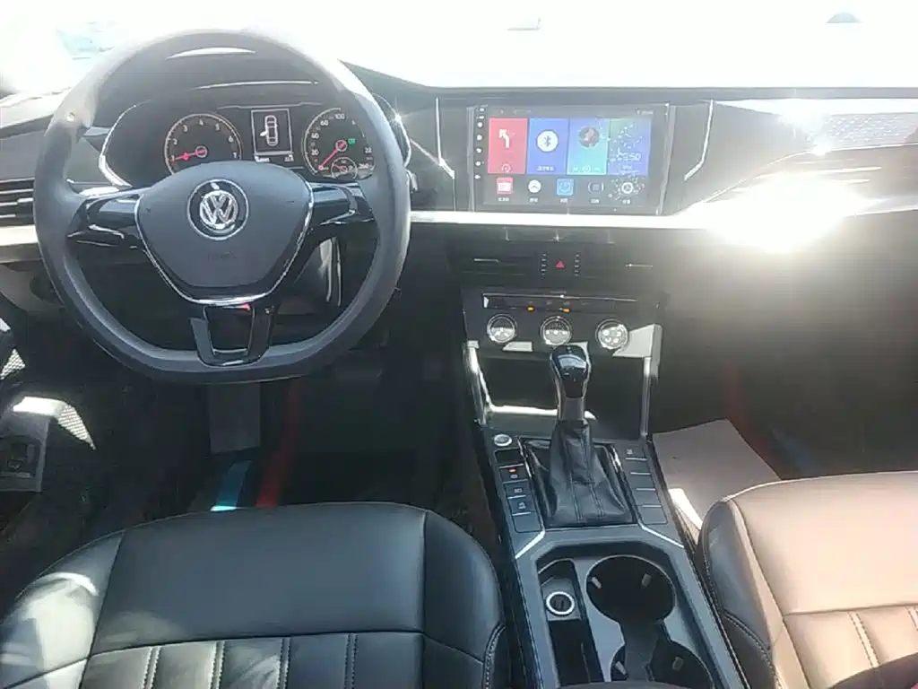 Volkswagen Passat 2019 — фото 13