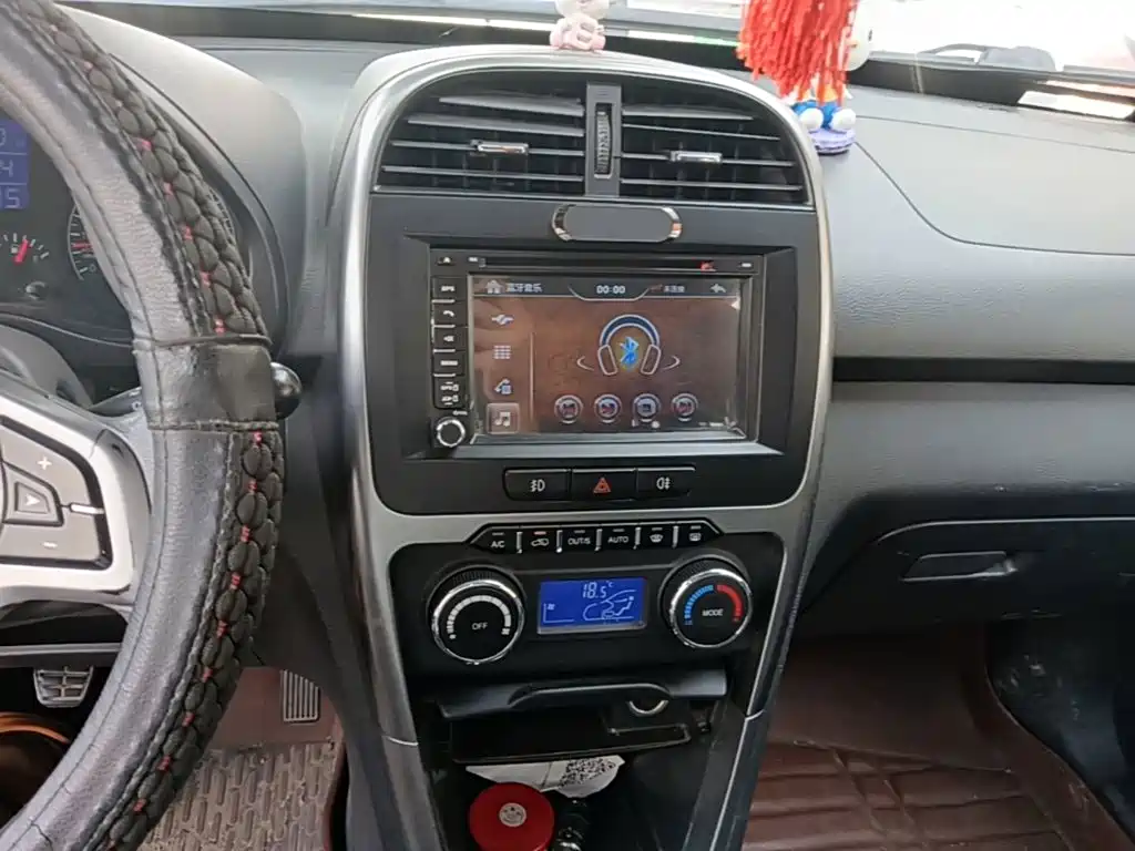Chery Tiggo 3 2015 — фото 13