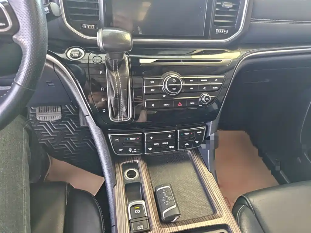 GAC Motor Trumpchi M8 2020 — фото 14
