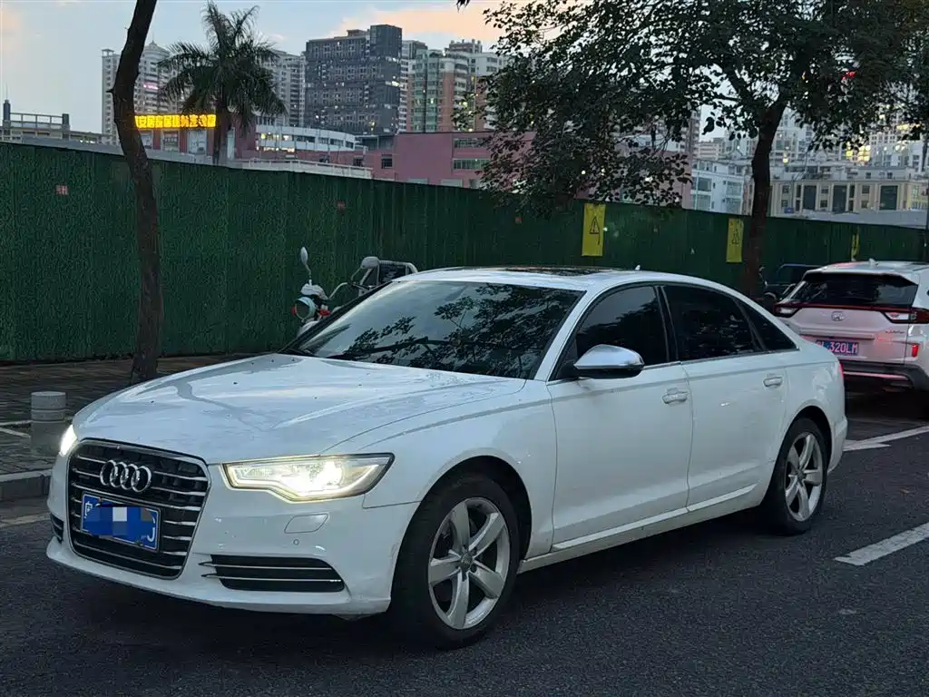 Audi A6L 2016 — фото 1